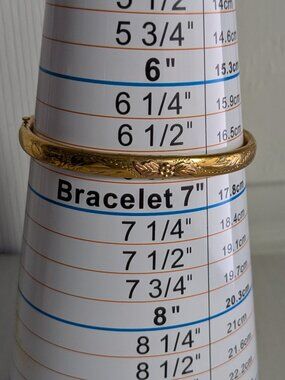Vtg. Antique SA 14KT Gold Filled Etched Floral Leaf Motif Oval Hinged Bracelet